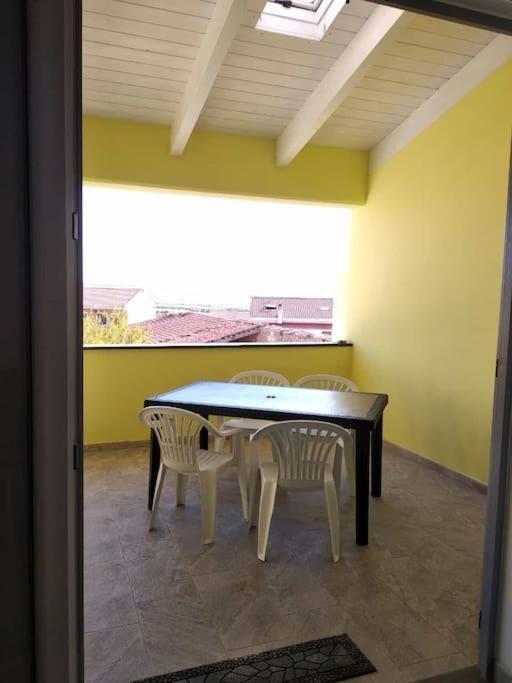 La Casa Del Sole - Casa Vacanze Uri Exteriér fotografie